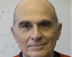 <strong style="font-size: 18px;"> Ilya Molchanov </strong><br><span style = "font-size: 14px;"> University of Bern </span> Ilya Molchanov